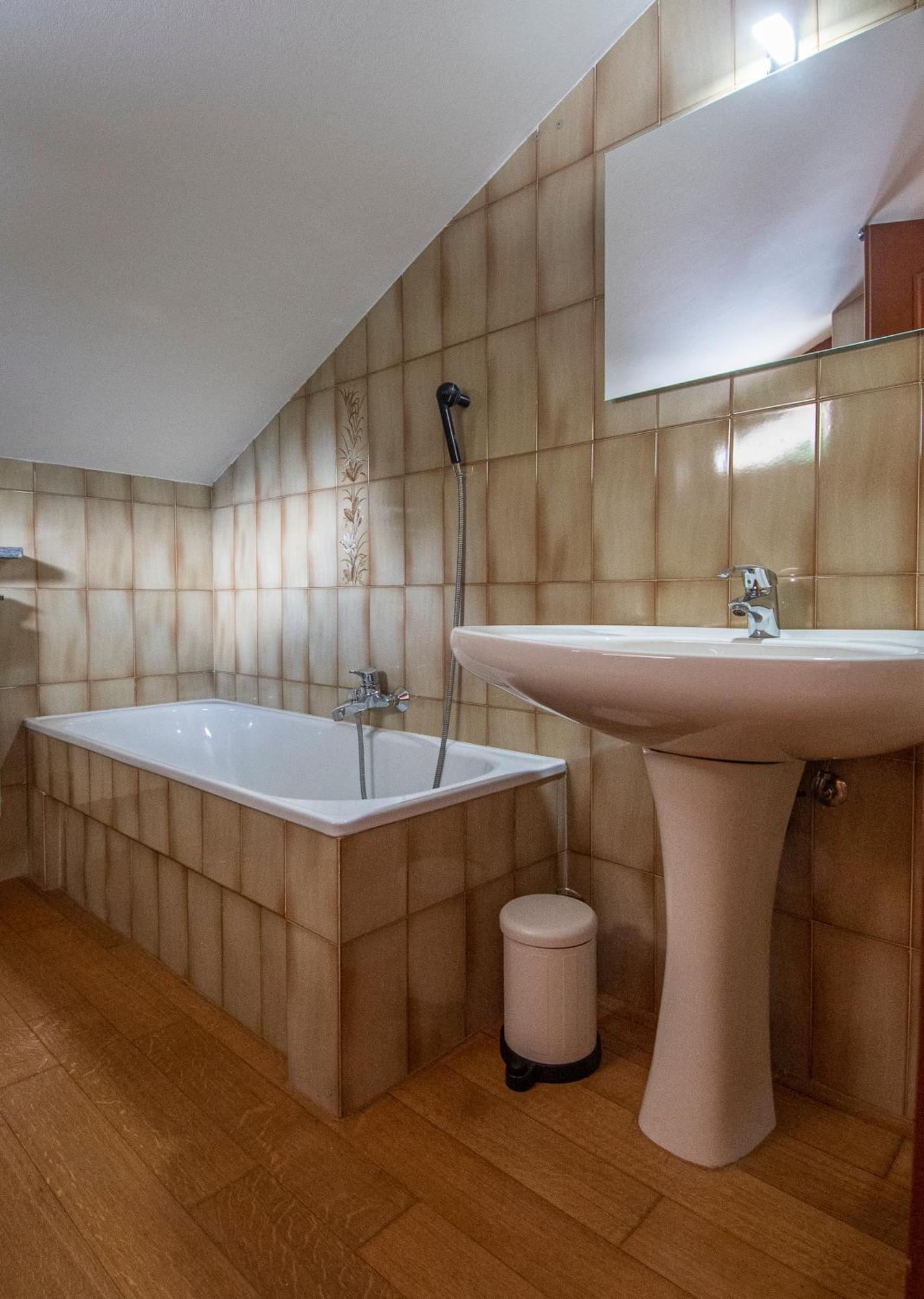La Casa Delle Farfalle - Cir Vda Sarre 0001 Aosta Buitenkant foto