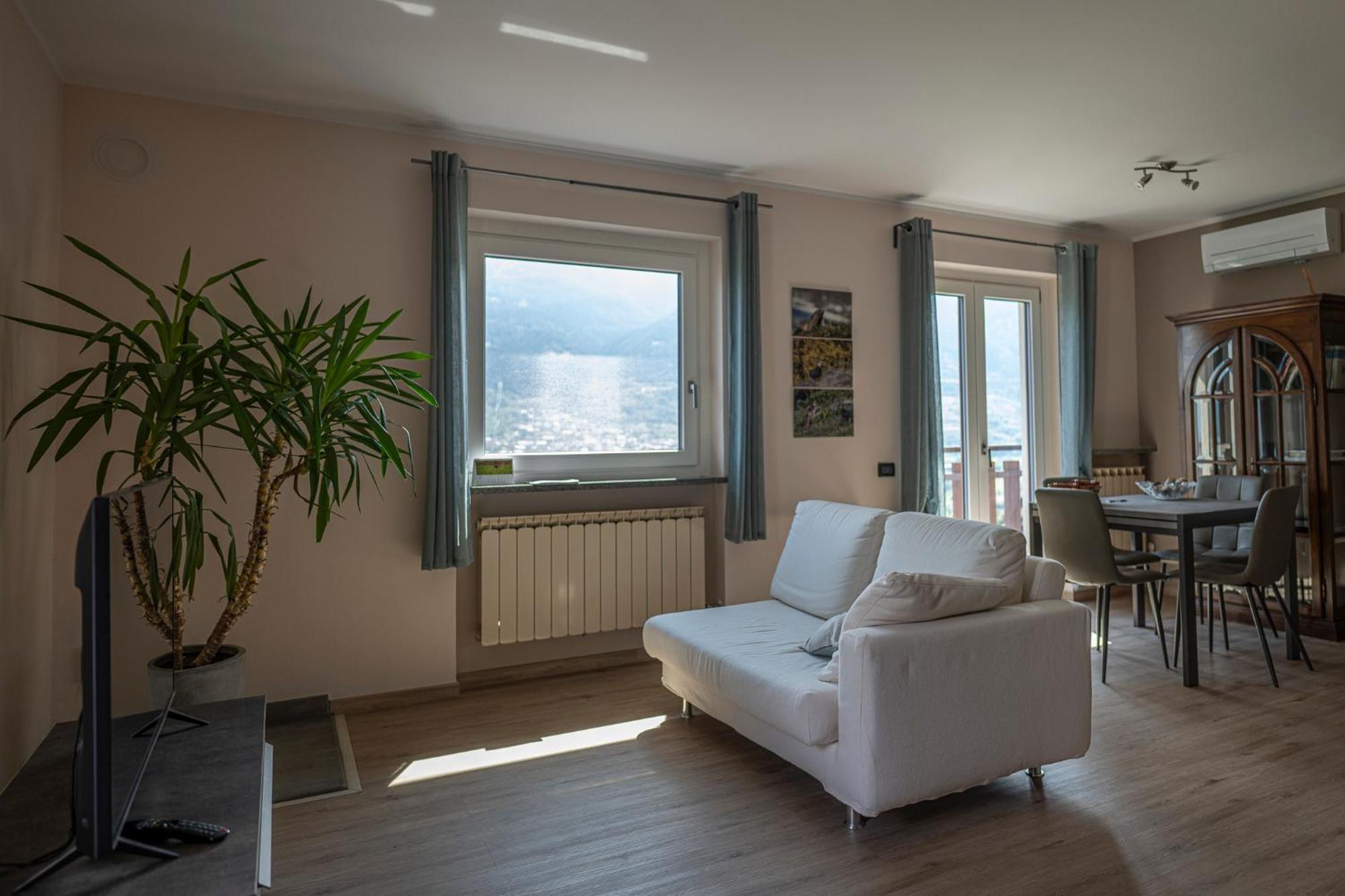 La Casa Delle Farfalle - Cir Vda Sarre 0001 Aosta Buitenkant foto