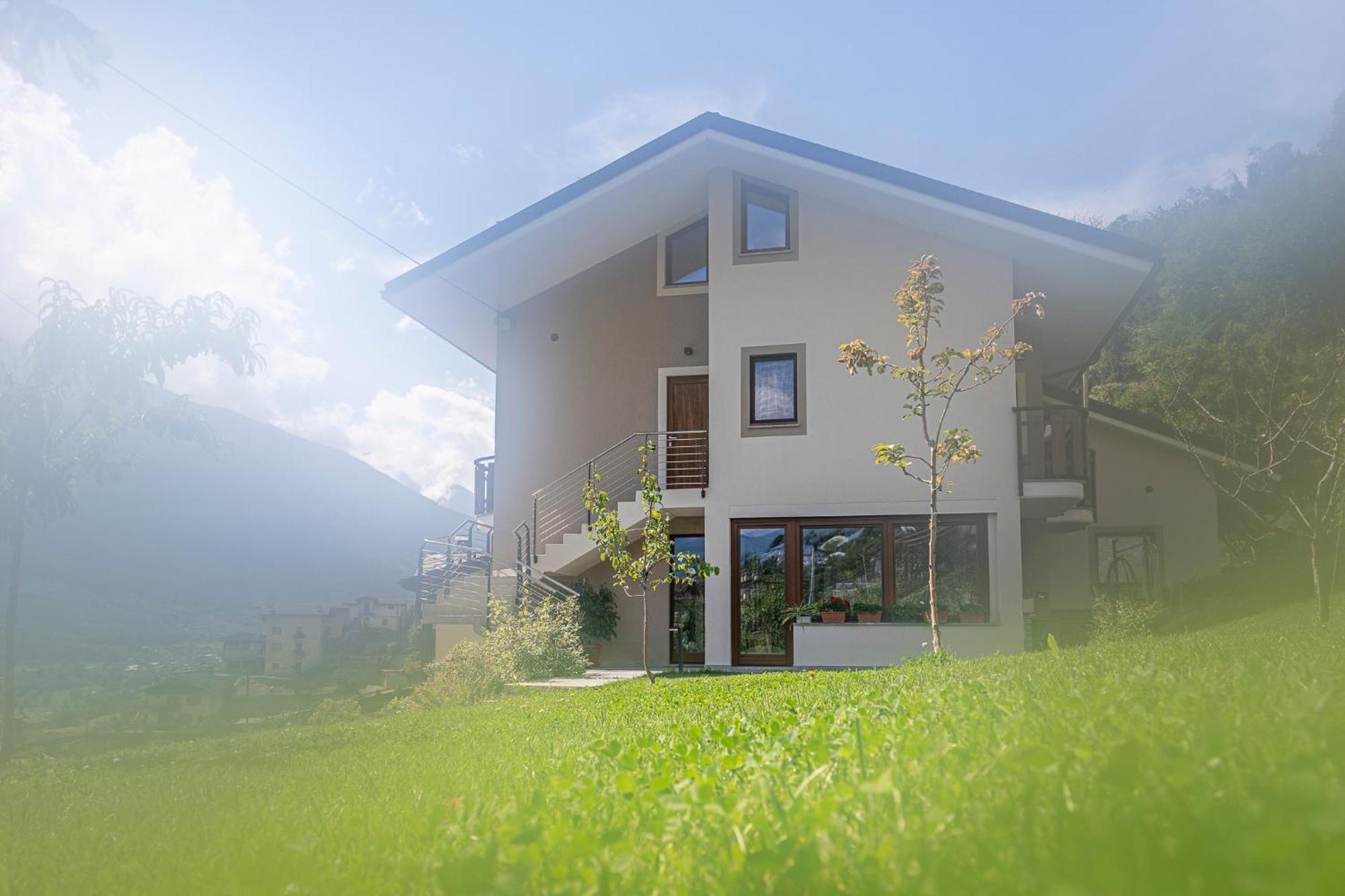 La Casa Delle Farfalle - Cir Vda Sarre 0001 Aosta Buitenkant foto